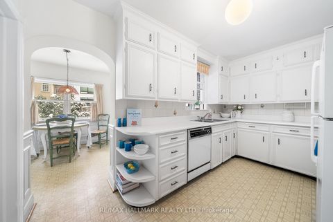 Photo 8 at 55 Sandringham Drive, Nortown, Toronto