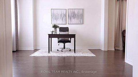 Photo 4 at 251 Danny Wheeler Boulevard, Keswick North, Georgina