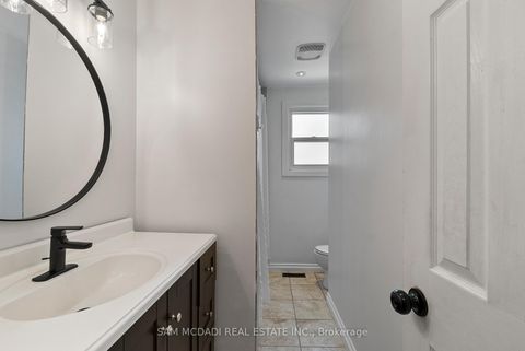 Photo 12 at 496 Seymour Drive, WO West, Oakville