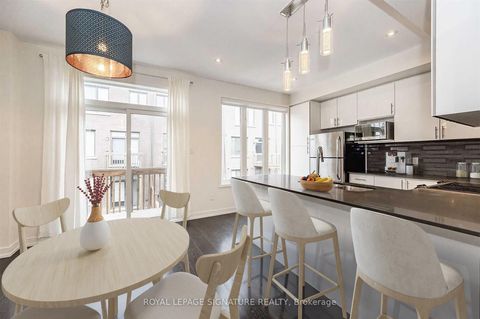 Photo 4 at 300 Squire Crescent, GO Glenorchy, Oakville