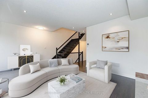 Photo 11 at 300 Squire Crescent, GO Glenorchy, Oakville