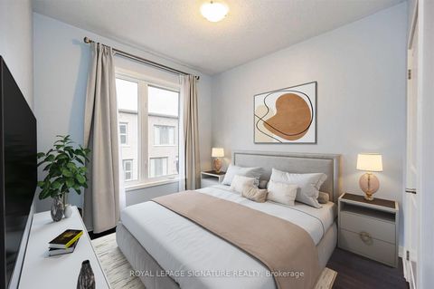 Photo 21 at 300 Squire Crescent, GO Glenorchy, Oakville