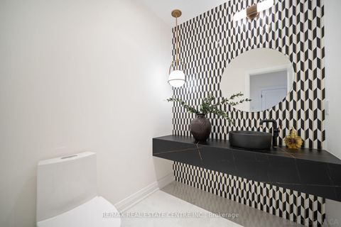 Photo 17 at 1065 Rebecca Street, WO West, Oakville