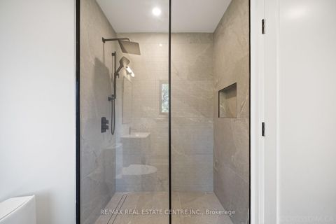 Photo 27 at 1065 Rebecca Street, WO West, Oakville