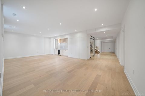 Photo 32 at 1065 Rebecca Street, WO West, Oakville