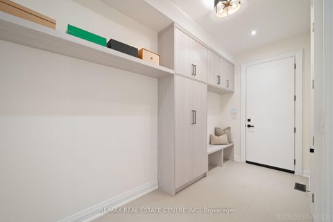 Photo 40 at 1065 Rebecca Street, WO West, Oakville