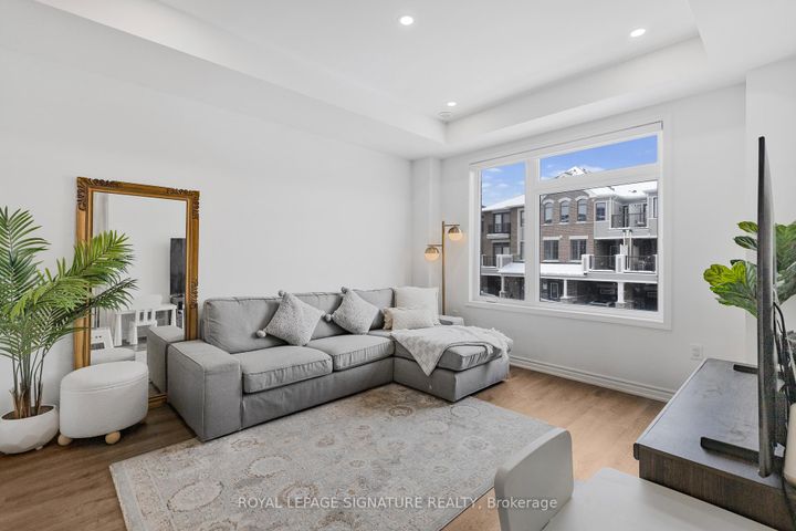 Photo 7 at 158 Keppel Circle, Northwest Brampton, Brampton