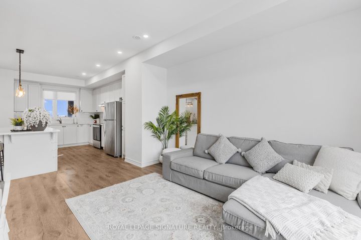 Photo 10 at 158 Keppel Circle, Northwest Brampton, Brampton