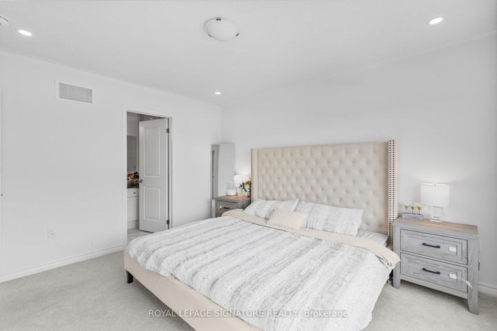 Photo 25 at 158 Keppel Circle, Northwest Brampton, Brampton