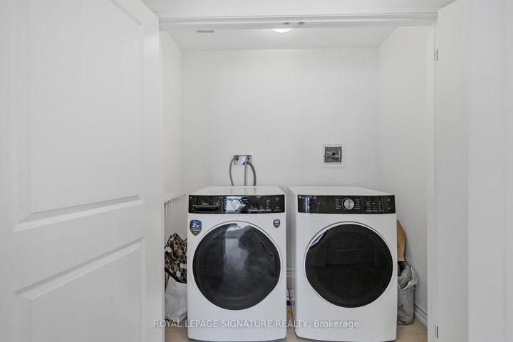 Photo 36 at 158 Keppel Circle, Northwest Brampton, Brampton