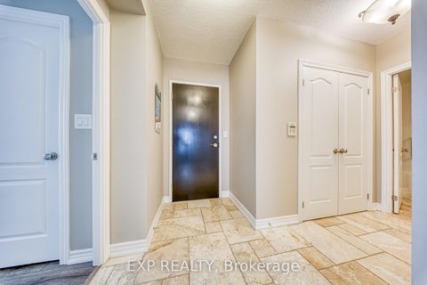 Photo 5 at 806 - 100 Promenade Circle, Brownridge, Vaughan