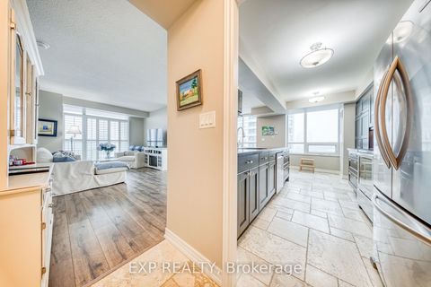 Photo 7 at 806 - 100 Promenade Circle, Brownridge, Vaughan