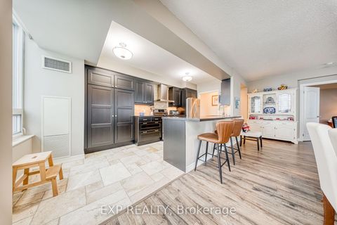 Photo 11 at 806 - 100 Promenade Circle, Brownridge, Vaughan