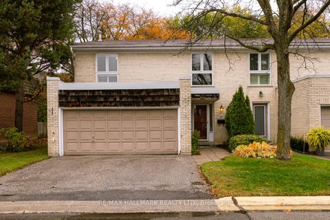 Photo 0 at 136 - 48 Crimson Millway, Windfields, Toronto