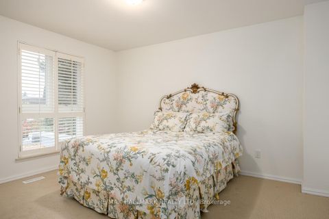 Photo 12 at 136 - 48 Crimson Millway, Windfields, Toronto