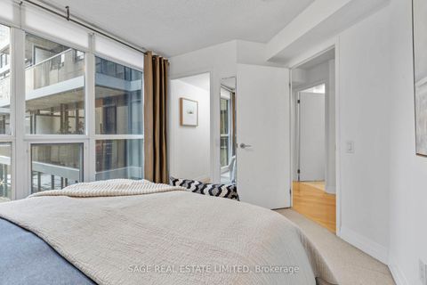 Photo 17 at 328 - 25 Carlton Street, Yonge Corridor, Toronto