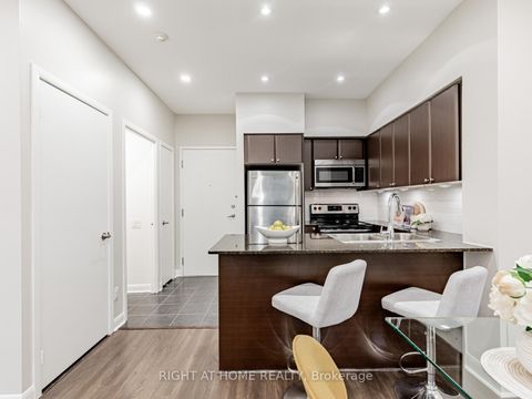 Photo 6 at 122 - 525 Wilson Avenue, Clanton Park, Toronto