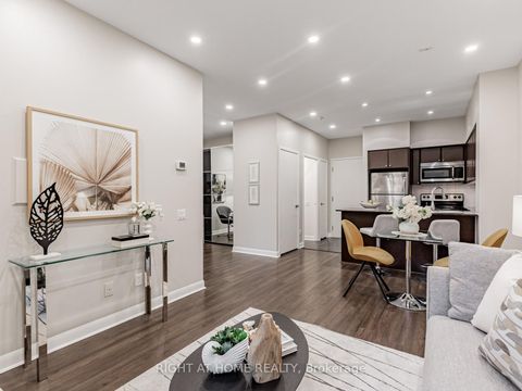 Photo 10 at 122 - 525 Wilson Avenue, Clanton Park, Toronto