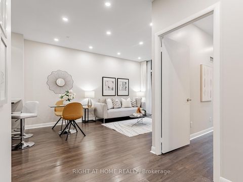 Photo 11 at 122 - 525 Wilson Avenue, Clanton Park, Toronto