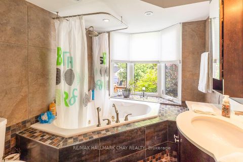 Photo 17 at 325 Innisfil Street, Allandale, Barrie