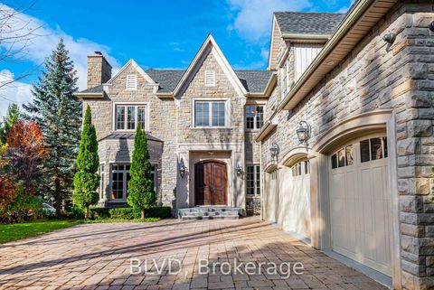 Photo 2 at 636 Sunset Beach Road, Oak Ridges Lake Wilcox, Richmond Hill