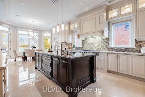 Photo 11 at 636 Sunset Beach Road, Oak Ridges Lake Wilcox, Richmond Hill