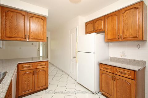 Photo 5 at 64 Orangewood Crescent, L'Amoreaux, Toronto