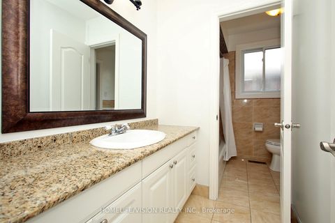 Photo 20 at 64 Orangewood Crescent, L'Amoreaux, Toronto