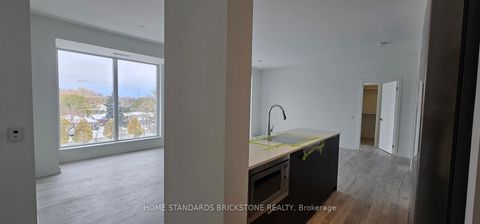 Photo 4 at N424 - 7 Golden Lion Heights, Newtonbrook East, Toronto