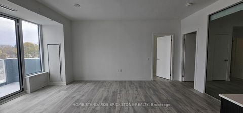 Photo 5 at N424 - 7 Golden Lion Heights, Newtonbrook East, Toronto