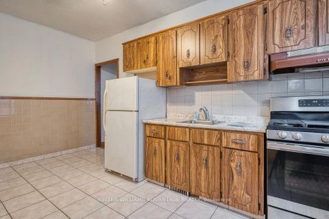 Photo 10 at 195-197 Dovercourt Road, Bellwoods, Toronto