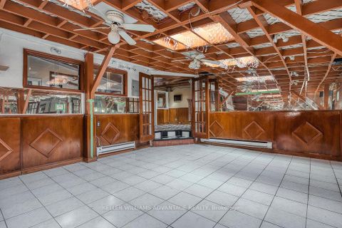 Photo 14 at 195-197 Dovercourt Road, Bellwoods, Toronto