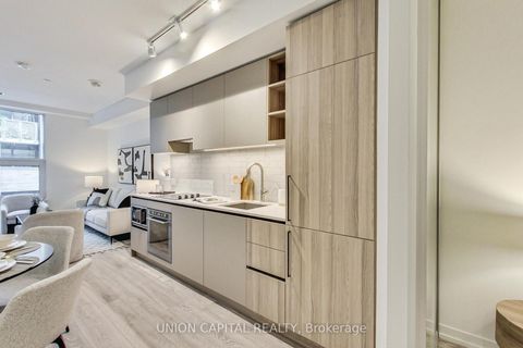 Photo 11 at 611 - 55 Mercer Street, Waterfront Communities C1, Toronto