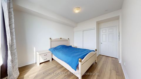 Photo 11 at PH01 - 61 Town Centre Court, Bendale, Toronto