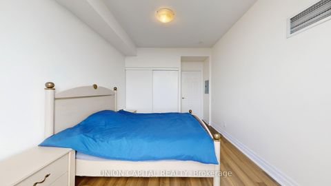 Photo 12 at PH01 - 61 Town Centre Court, Bendale, Toronto