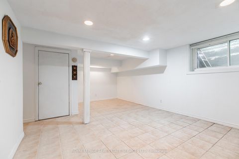 Photo 35 at 75 Upwood Avenue, Rustic, Toronto