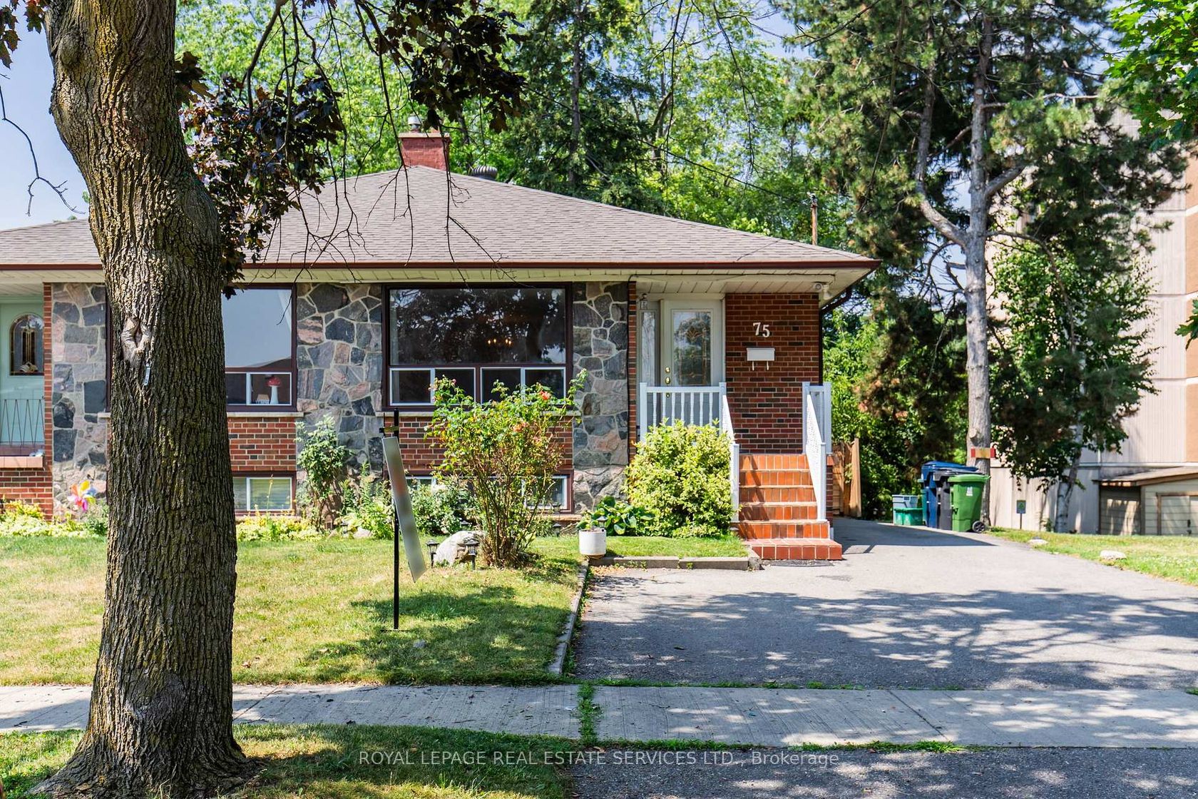 75 Upwood Avenue, Rustic, Toronto 
