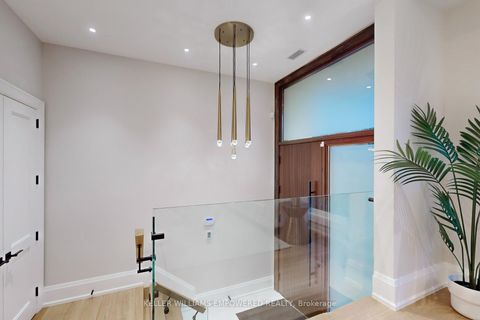 Photo 3 at 127 Joicey Boulevard, Nortown, Toronto