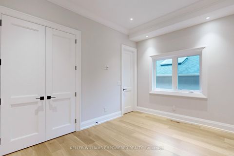 Photo 34 at 127 Joicey Boulevard, Nortown, Toronto