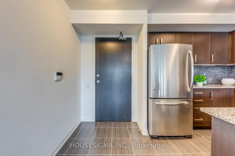 Photo 3 at 308 - 17 Anndale Drive, Willowdale East, Toronto