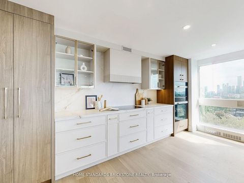 Photo 20 at 1102 - 61 St Clair Avenue W, St. Clair, Toronto