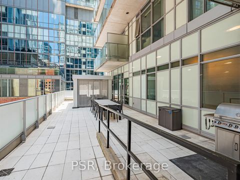 Photo 32 at 801 - 375 King Street W, Waterfront Communities C1, Toronto
