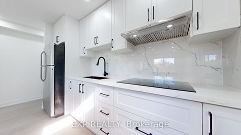 Photo 12 at 685 Jane Street, Smythe, Toronto