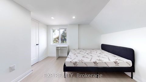 Photo 20 at 685 Jane Street, Smythe, Toronto