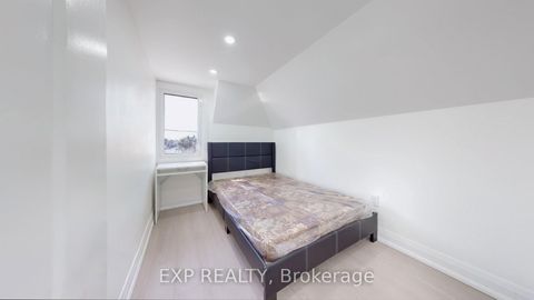 Photo 25 at 685 Jane Street, Smythe, Toronto