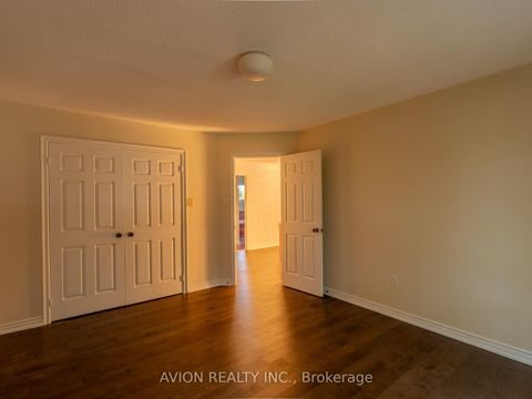 Photo 12 at 103 Spadina Road, Bayview Hill, Richmond Hill