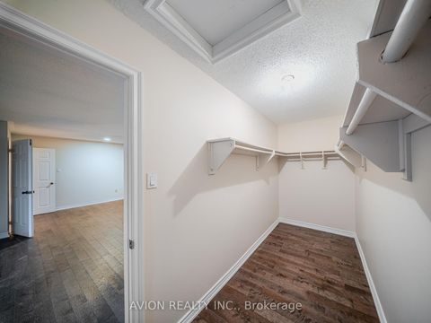 Photo 13 at 103 Spadina Road, Bayview Hill, Richmond Hill