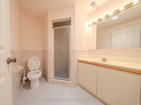 Photo 26 at 103 Spadina Road, Bayview Hill, Richmond Hill