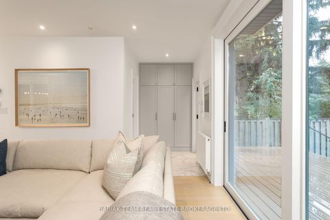 Photo 14 at 12 Hewitt Avenue, Swansea, Toronto