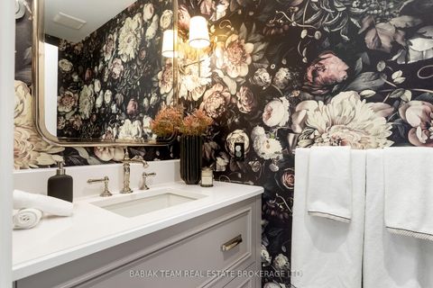 Photo 15 at 12 Hewitt Avenue, Swansea, Toronto